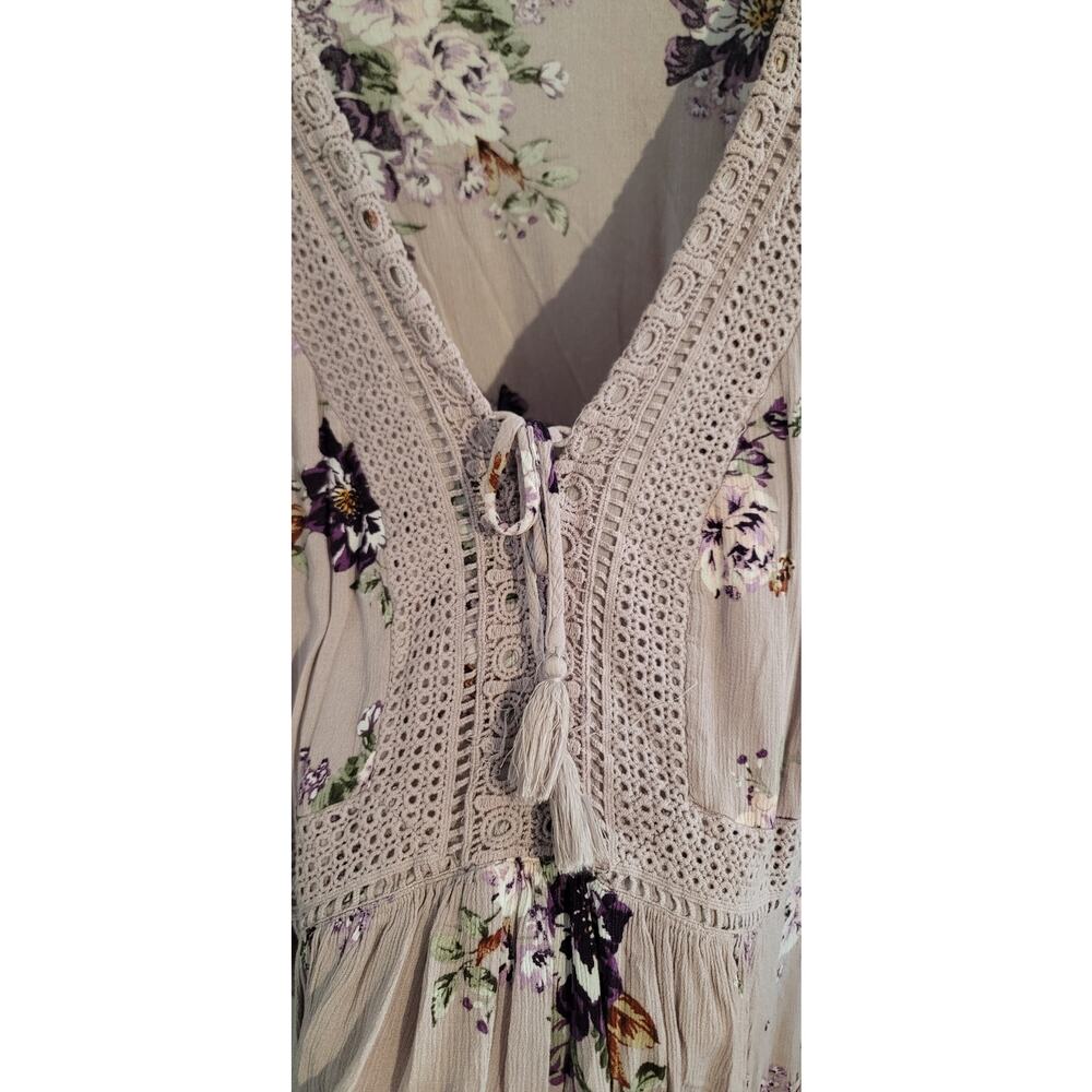 Torrid Lavender Floral Blouse - Picture 9 of 12